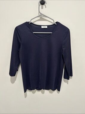 Tobi Navy Scoop Neck Scallop Hem 3/4 Length Long Sleeve Top